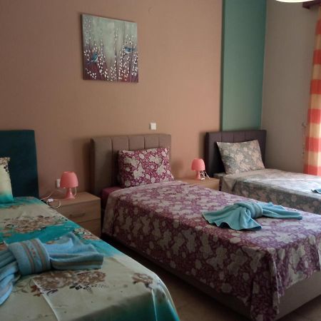 Teo'S House 3 Apartment Калампака Екстериор снимка