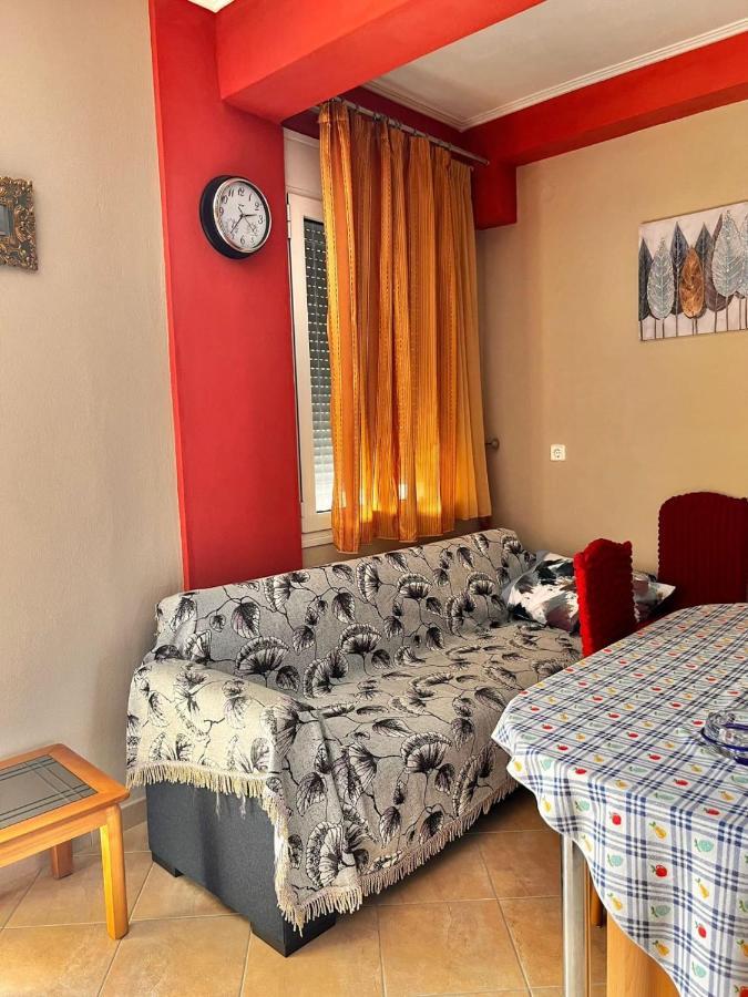 Teo'S House 3 Apartment Калампака Екстериор снимка