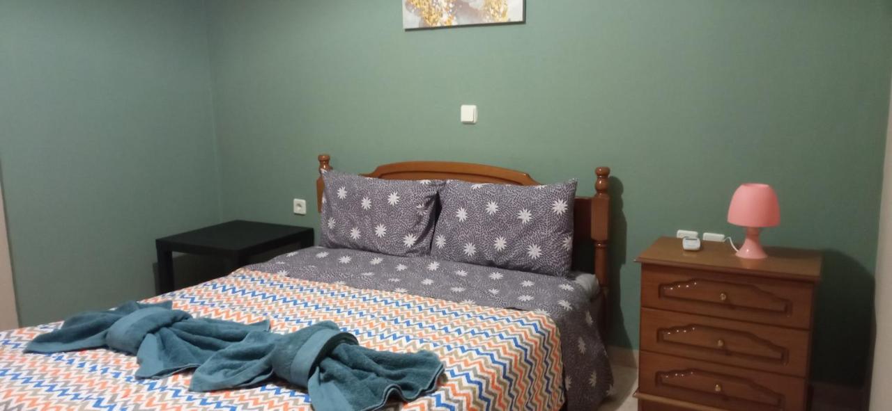 Teo'S House 3 Apartment Калампака Екстериор снимка